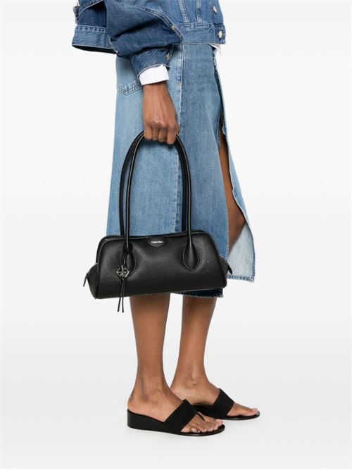 Borsa donna Calvin Klein nera baguette trapuntata Calvin Klein | LV04F3743GSID
